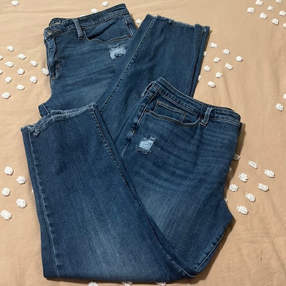 Lot of 2 Universal Thread High Rise Straight Leg Raw Hem Crop. Good Used Cond. - Picture 1 of 7